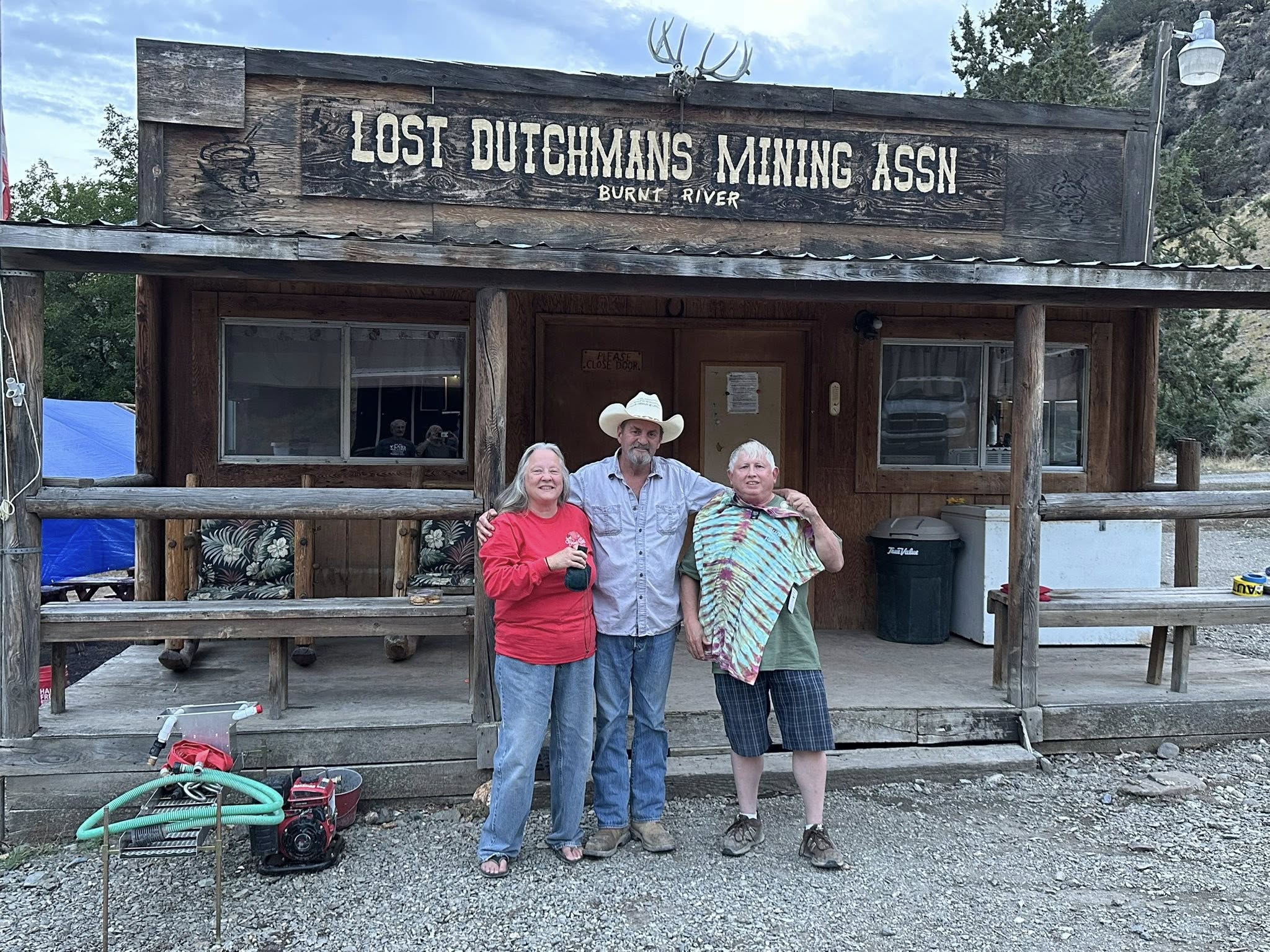 Burnt River clubhouse